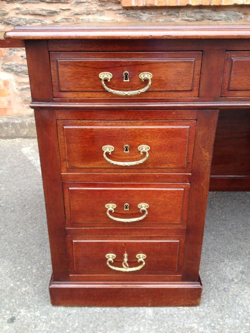 fig 1. MAHOGANY DESK