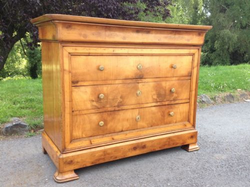 French Cherry Commode/chest of Drawers