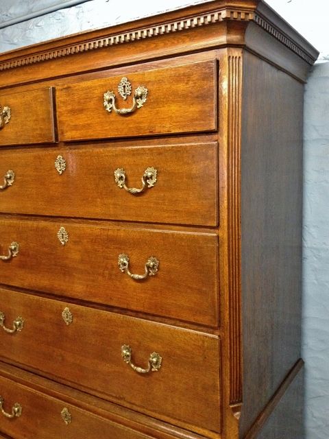 fig 1. OAK CHEST ON CHEST