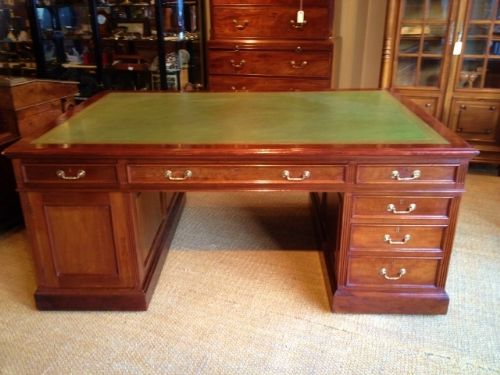 Mahogany Partners Desk