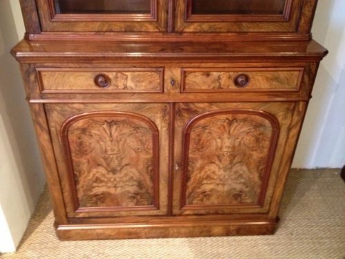 fig 1. BOOKCASE WALNUT