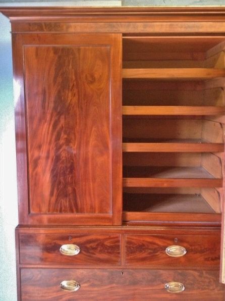 fig 2. MAHOGANY LINEN PRESS