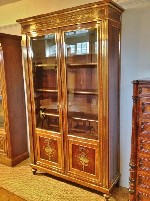 fig 1. ANTIQUE BOOKCASE / CABINET