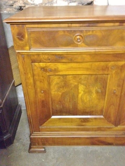 fig 1. DRESSER BASE/BUFFET IN CHERRYWOOD