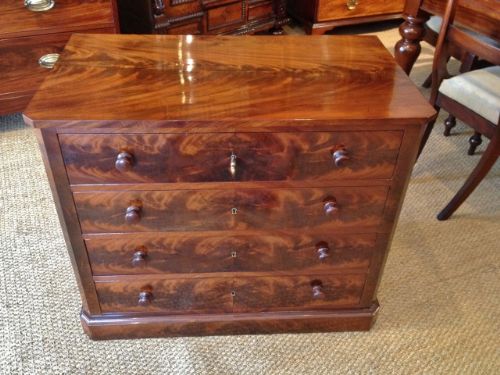 Mahogany Chest of Drawers