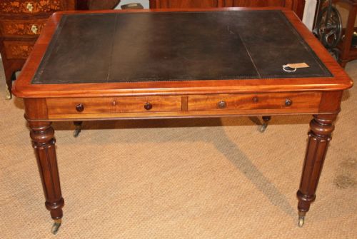 Victorian Mahogany 4 Drawer Writing Table  / Partners Desk
