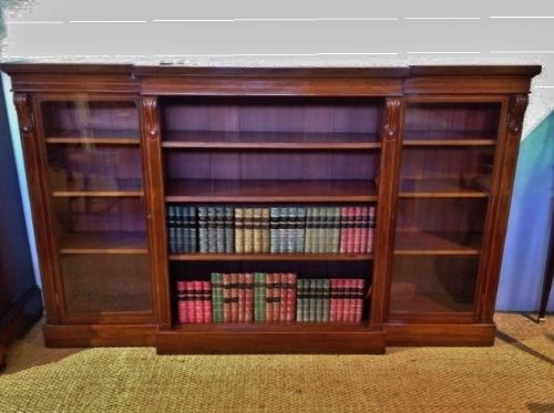 fig 1. MAHOGANY BOOKCASE