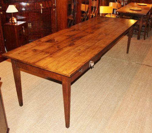 Large Oak Farmhouse Table / Kitchen Table / Dining Table