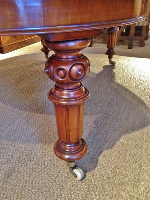 fig 1. MAHOGANY DINING TABLE