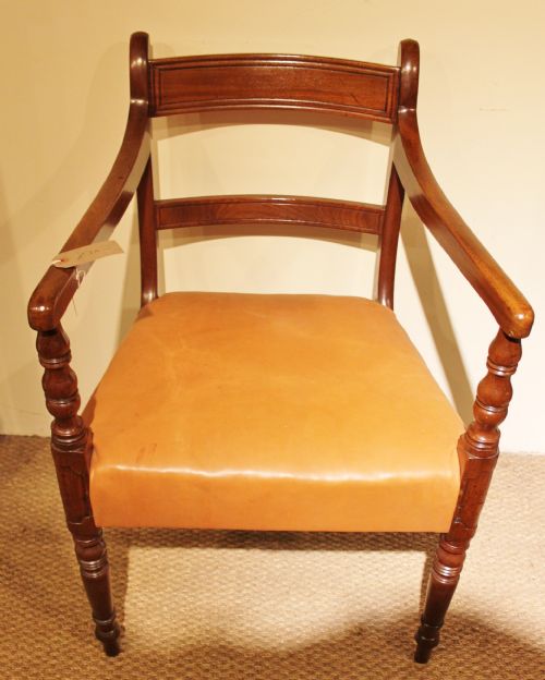 Desk Chair / Carver Chair