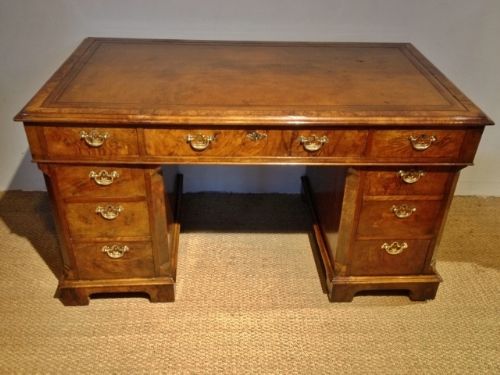 Pedestal Desk in Walnut C 1880