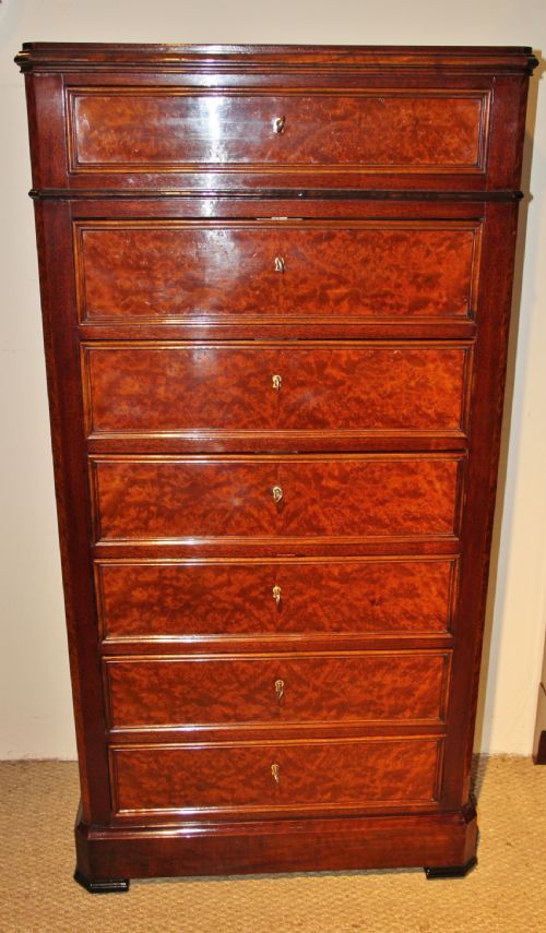 Tall Chest of Drawers / Semainier