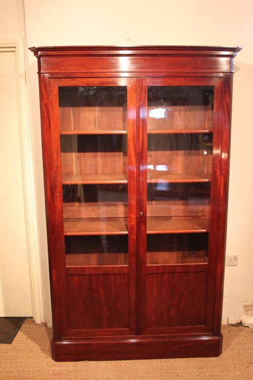 Mahogany 2 Door Bookcase