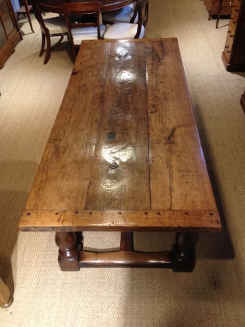 Farmhouse Table / Kitchen Table / Dining Table