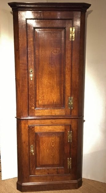 Oak Corner Cupboard