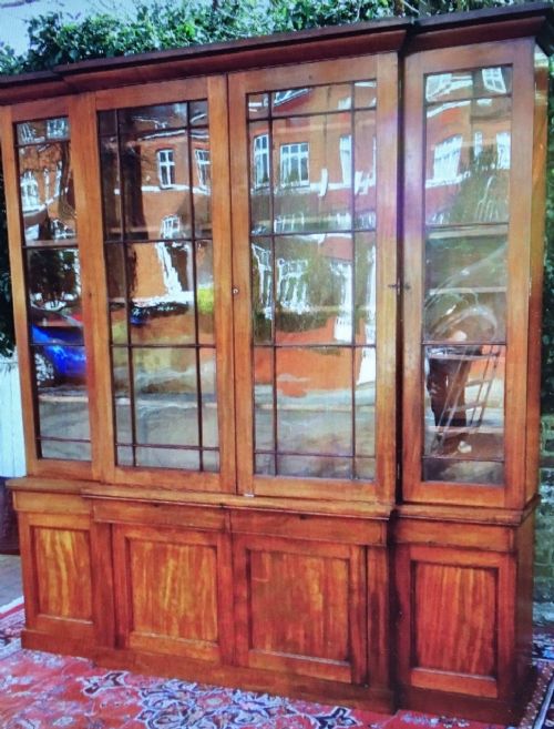 fig 2. Georgian Mahogany Library Bookcase.