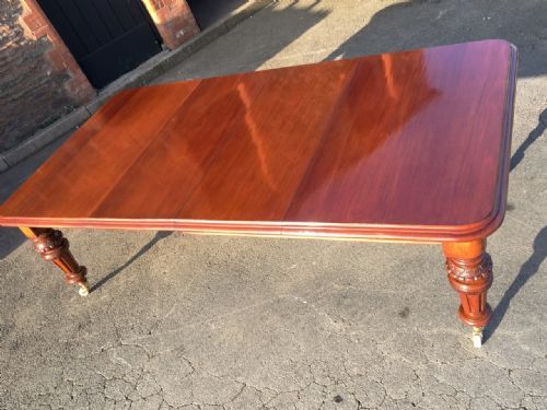 fig 1. MAHOGANY DINING TABLE. ENGLISH C 1870