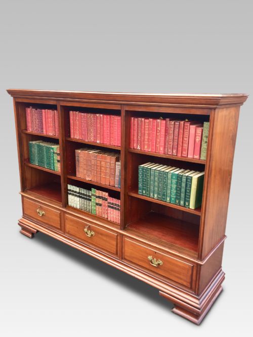 fig 1. ANTIQUE OPEN BOOKCASE. ENGLISH C 1880