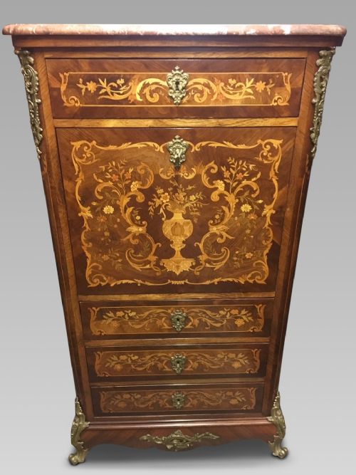 Fine Quality French Semanier / Secretaire. C 1910