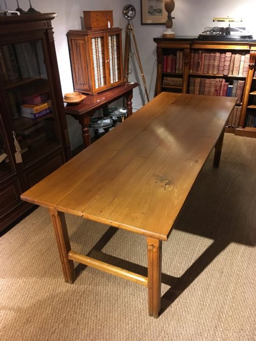 Farmhouse Table , Elm 230 Cms