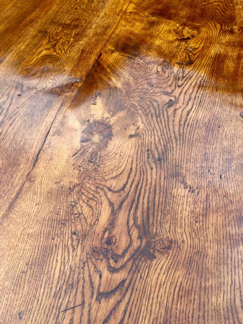 fig 2. DINING TABLE. Oak C1920
