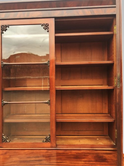 fig 2. Mahogany Bookcase. English C