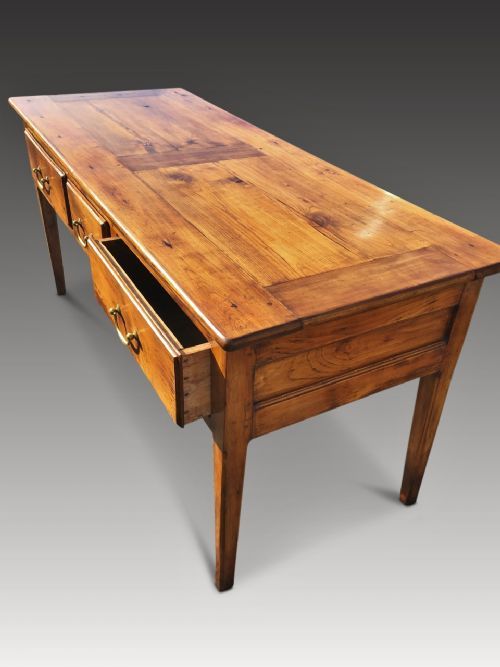fig 1. Dresser base. C 1850