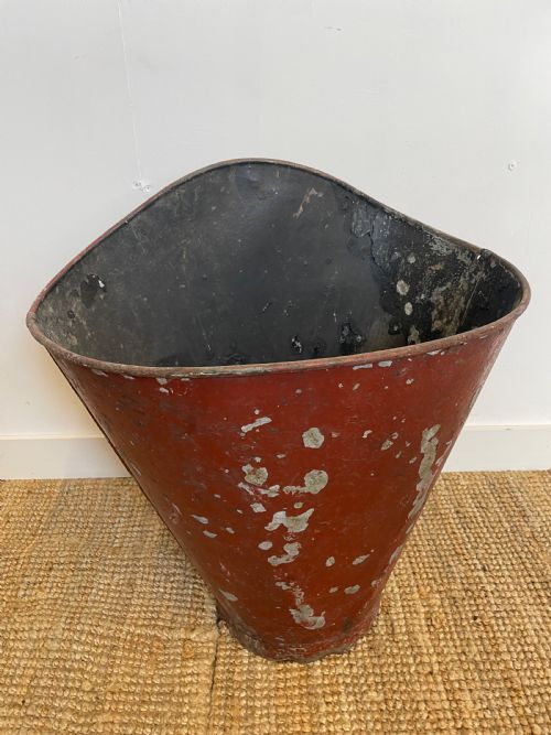 Early 20th Century Grape Hod