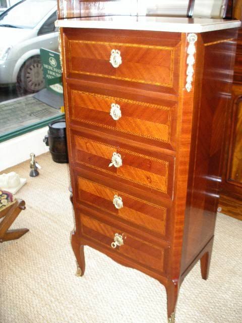 Chest of Drawers