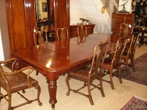 Set 8 Queen Annne Style Dining Chairs