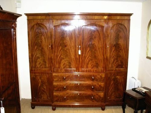 Victorian Mahogany Wardrobe