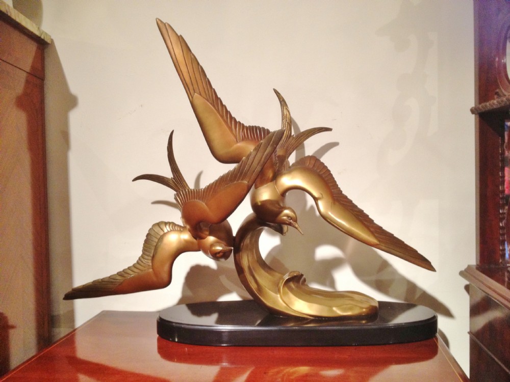 ART DECO FIGURE