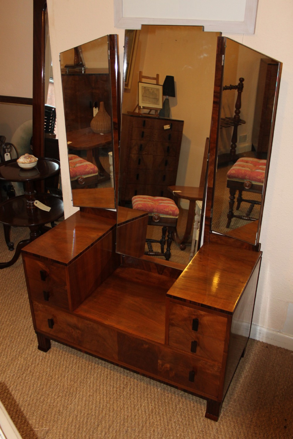 ART DECO WALNUT dressing table  