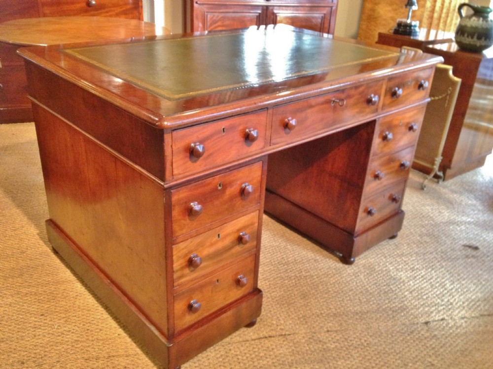 MAHOGANY DESK