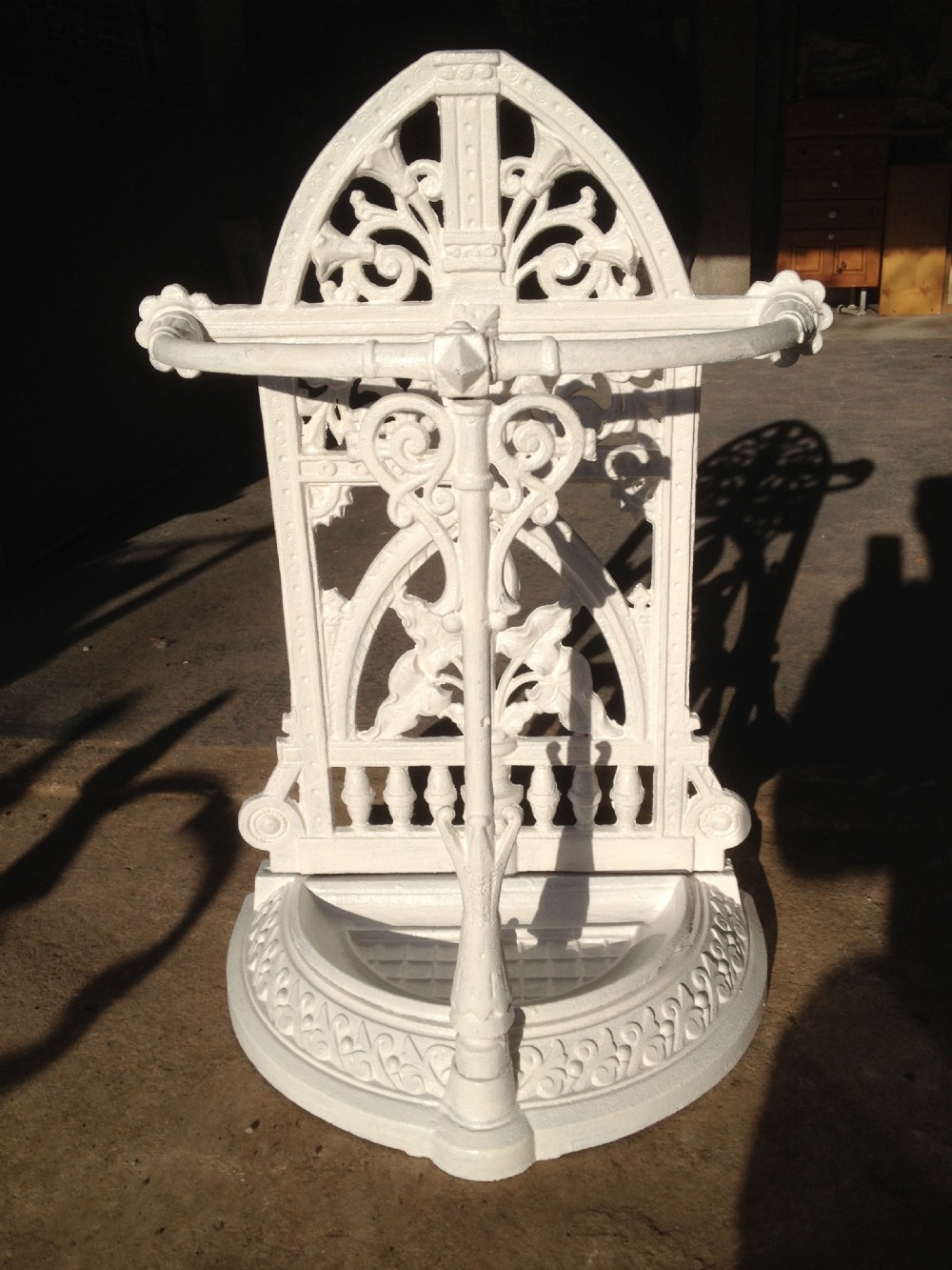 UMBRELLA STAND C1910