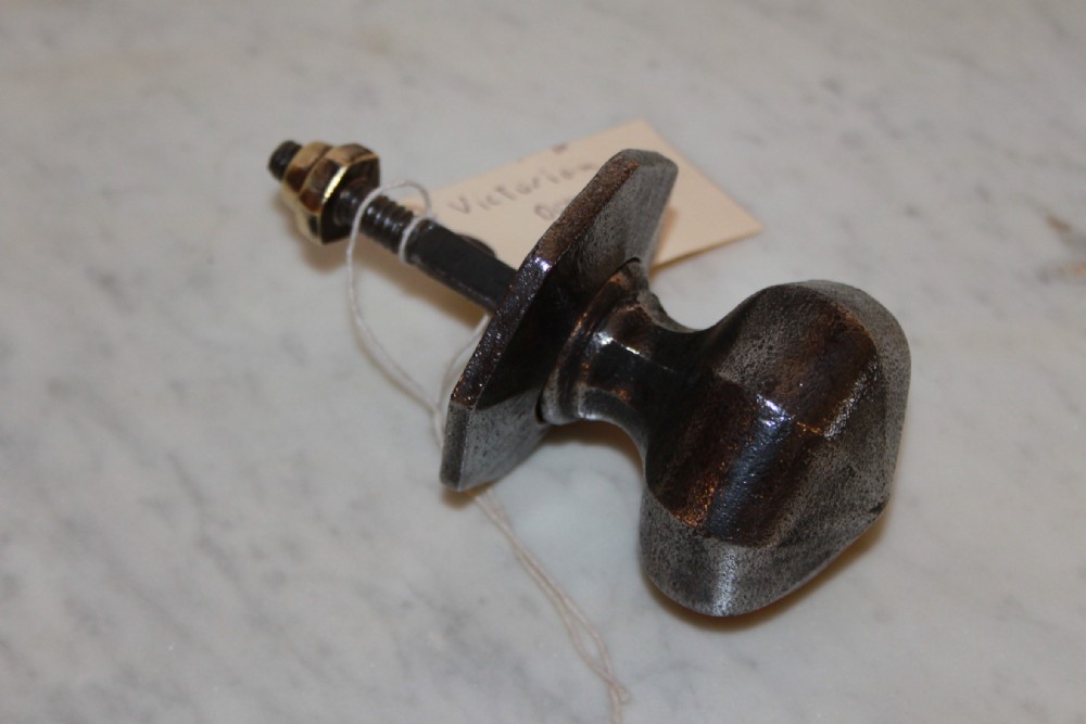 VICTORIAN DOOR PULL 
