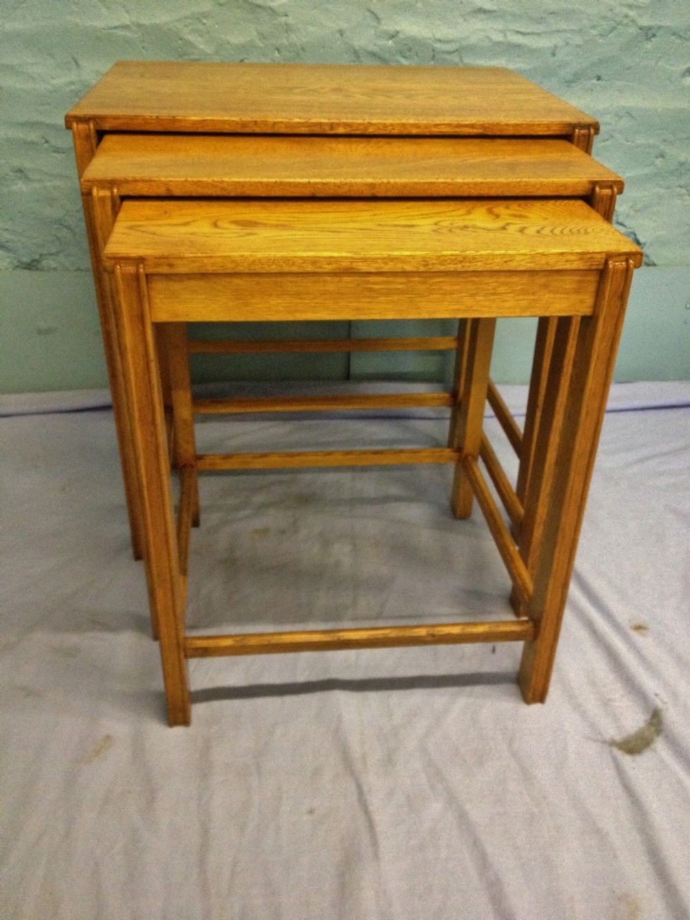 ART DECO TABLES