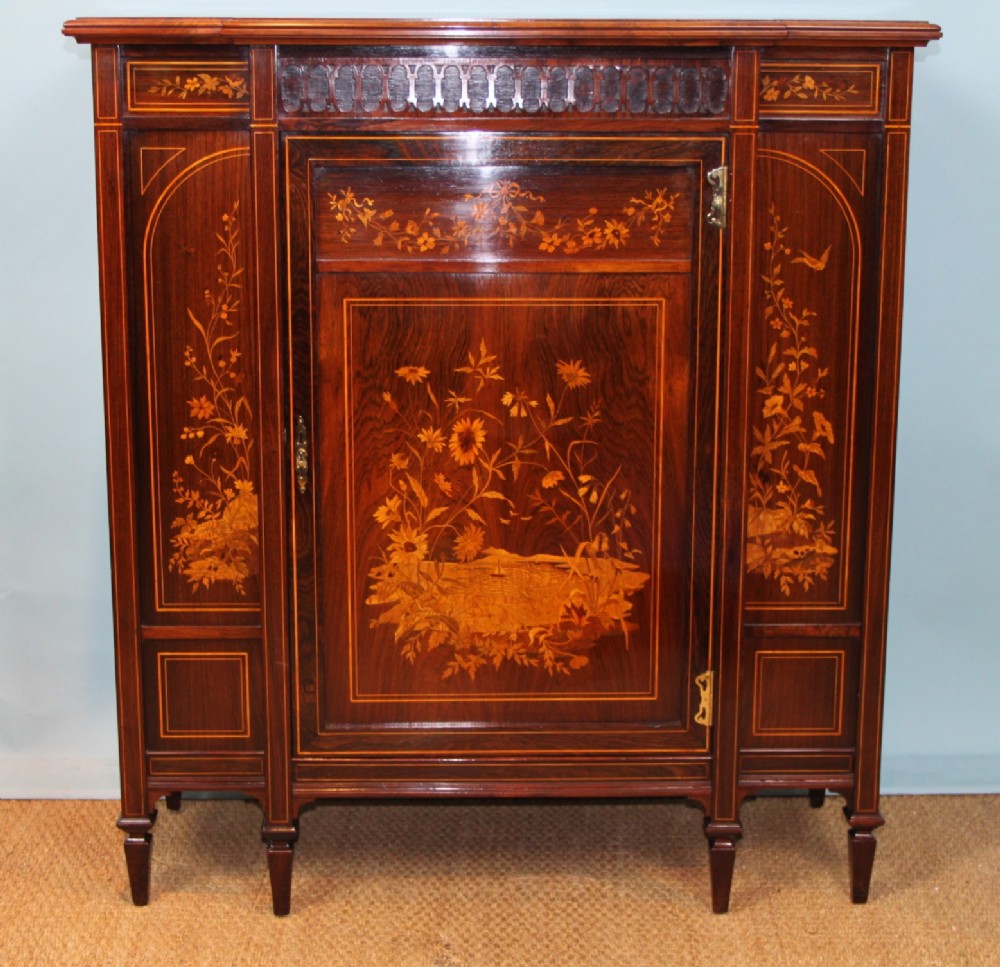 CABINET / SIDEBOARD / CHIFFONIER 