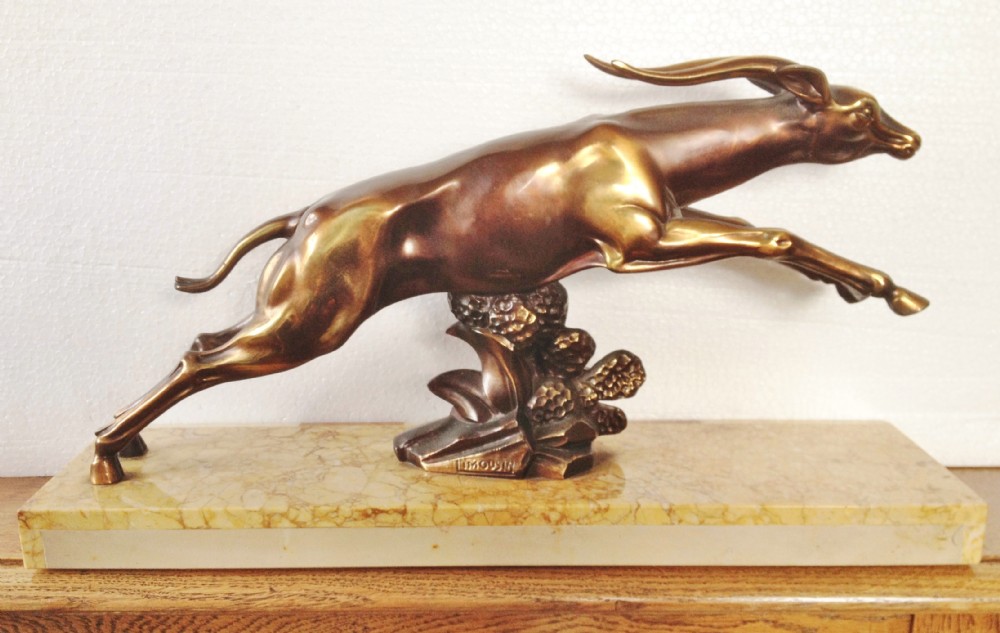 ART DECO FIGURE OF A GAZELL