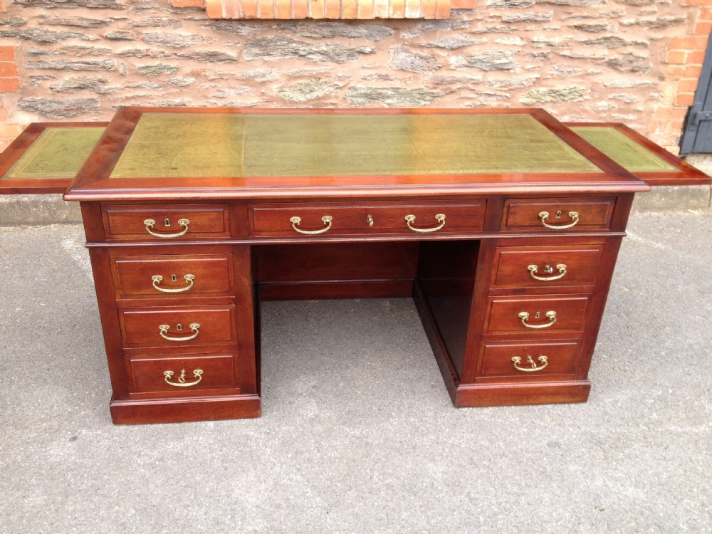 MAHOGANY DESK