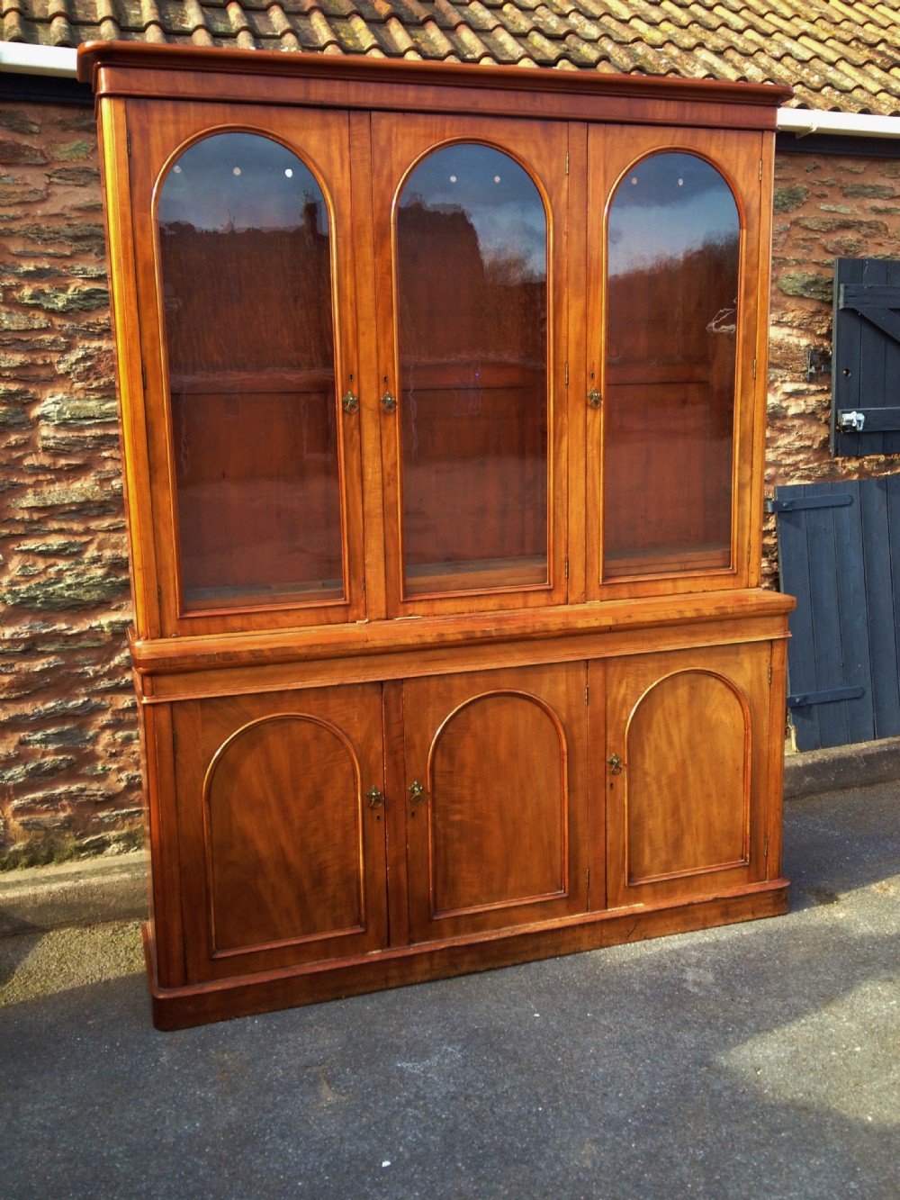 mahogany bookcase