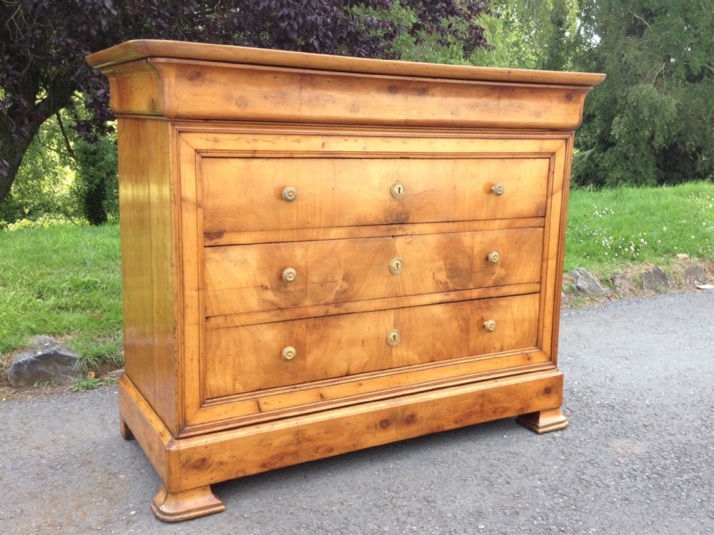 FRENCH CHERRY COMMODE/CHEST OF DRAWERS