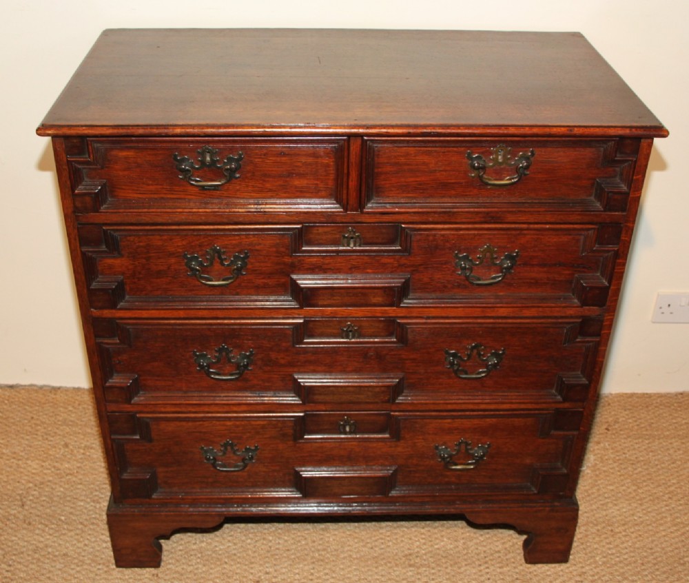 Antique oak chest of drawers  