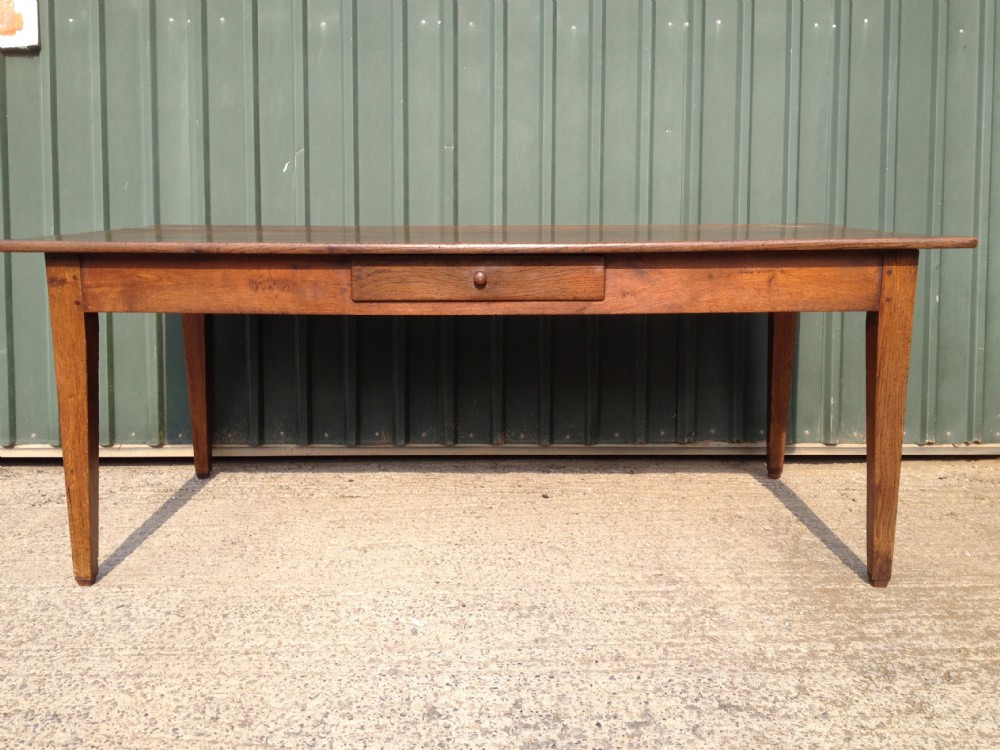  Farmhouse Table