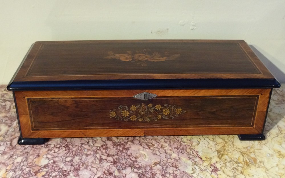 MUSIC BOX