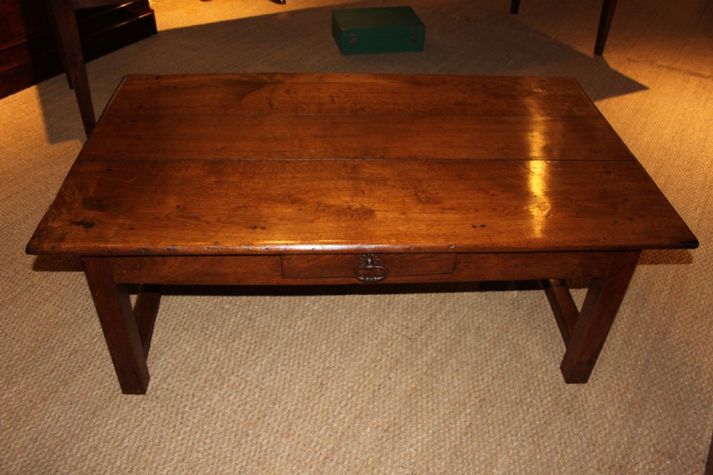 large oak coffee table 