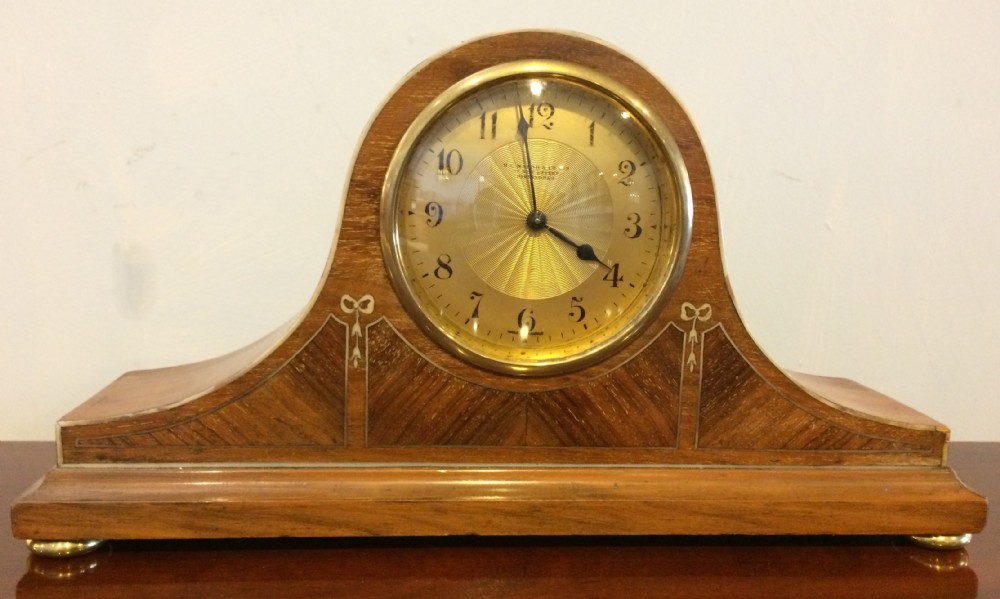 MANTEL CLOCK