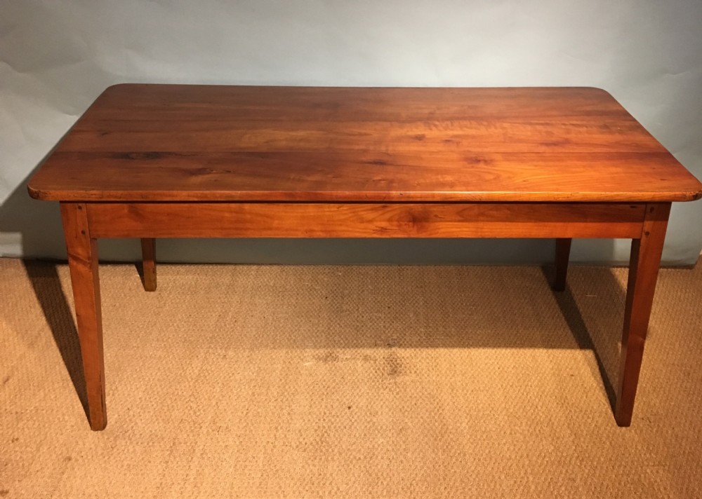Farmhouse table / kitchen table / dining table  View XIV