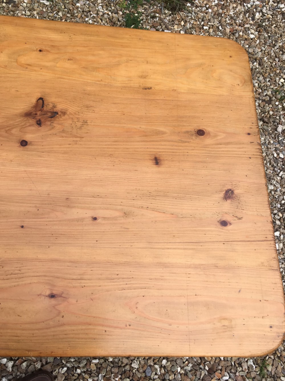  farmhouse table  View IV