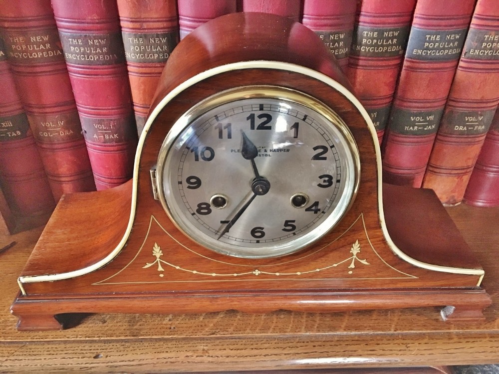 MANTLE CLOCK. C 1930.s